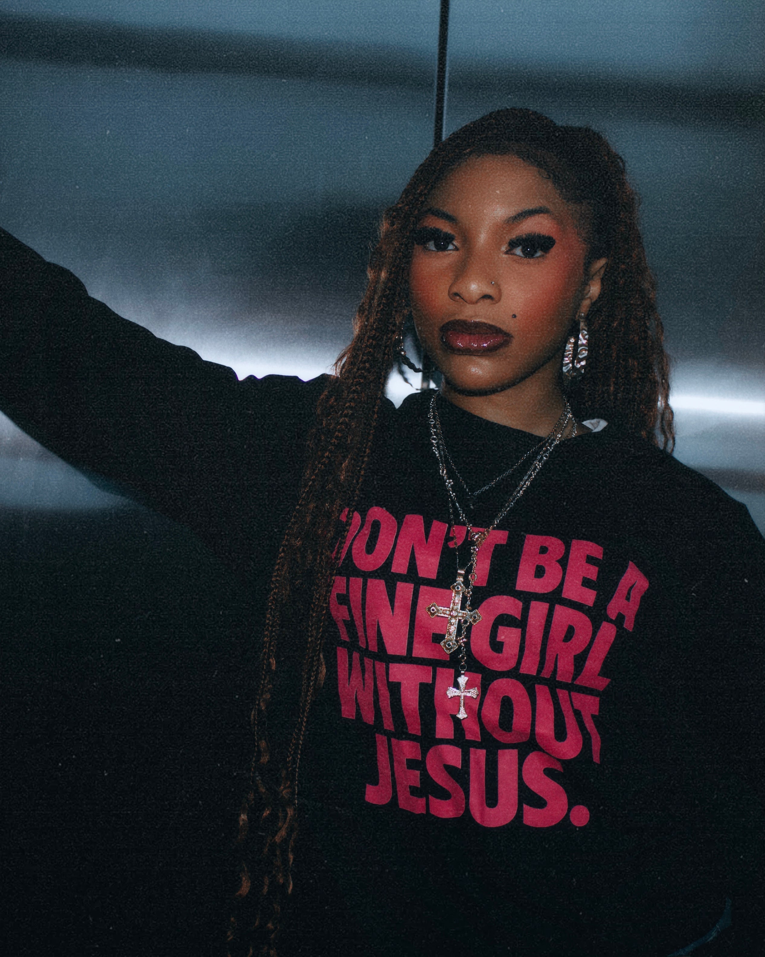 FINE GIRL WITH JESUS LS [PINK] - DSC TOR