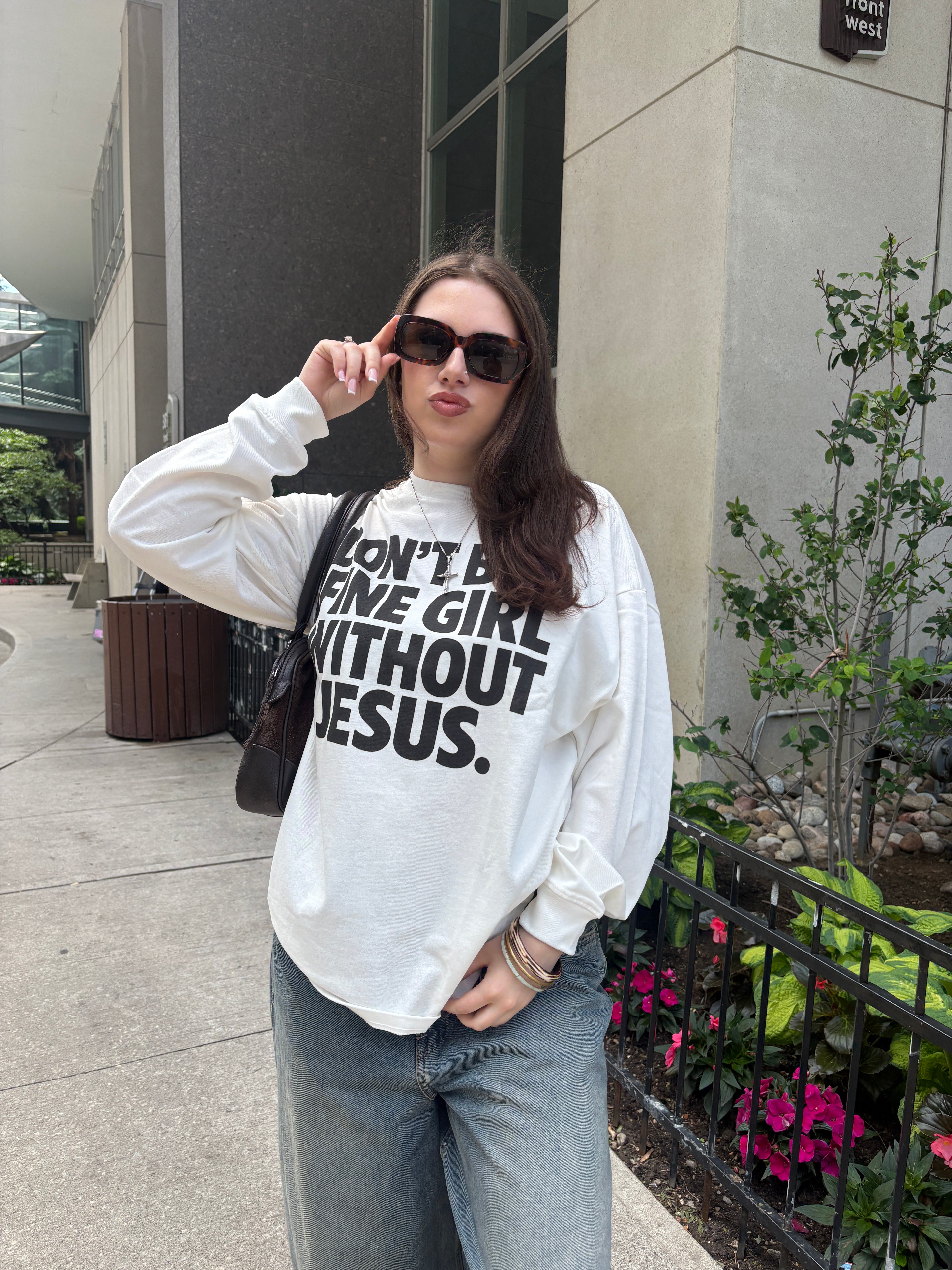 FINE GIRL WITH JESUS LS [WHITE] - DSC TOR