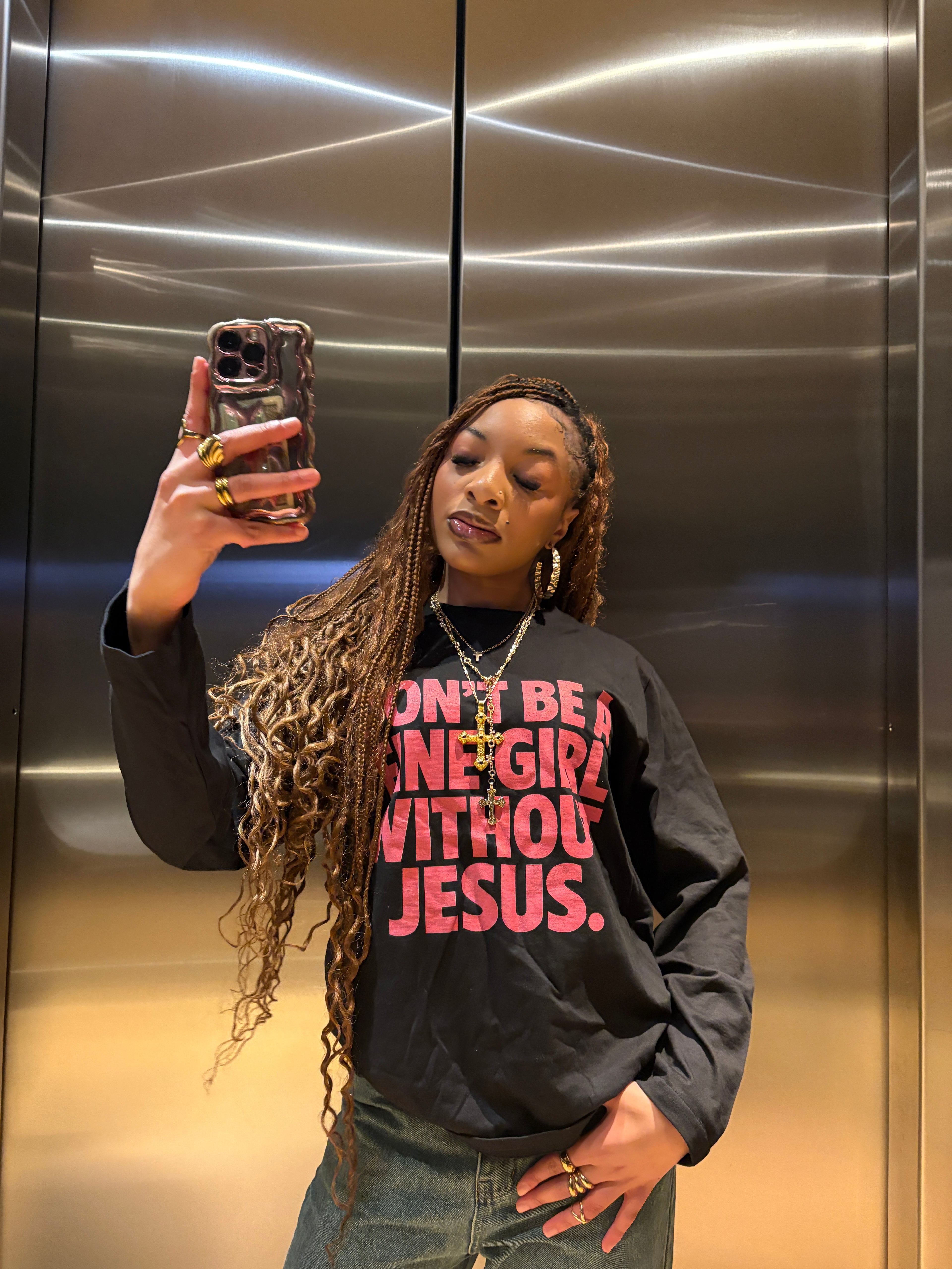 FINE GIRL WITH JESUS LS [PINK]