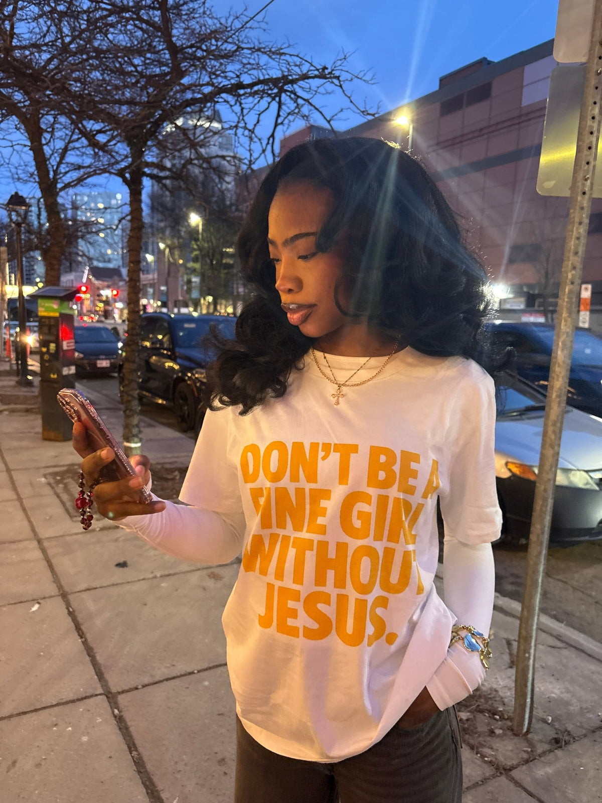 FINE GIRL WITH JESUS TEE [WHITE] - DSC TOR