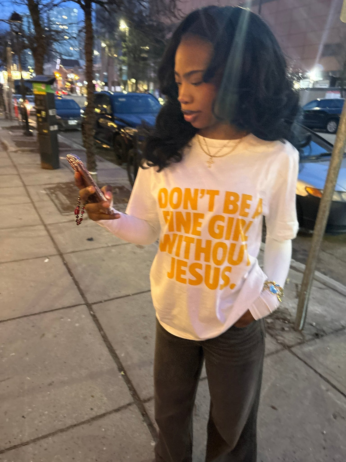FINE GIRL WITH JESUS TEE [WHITE] - DSC TOR